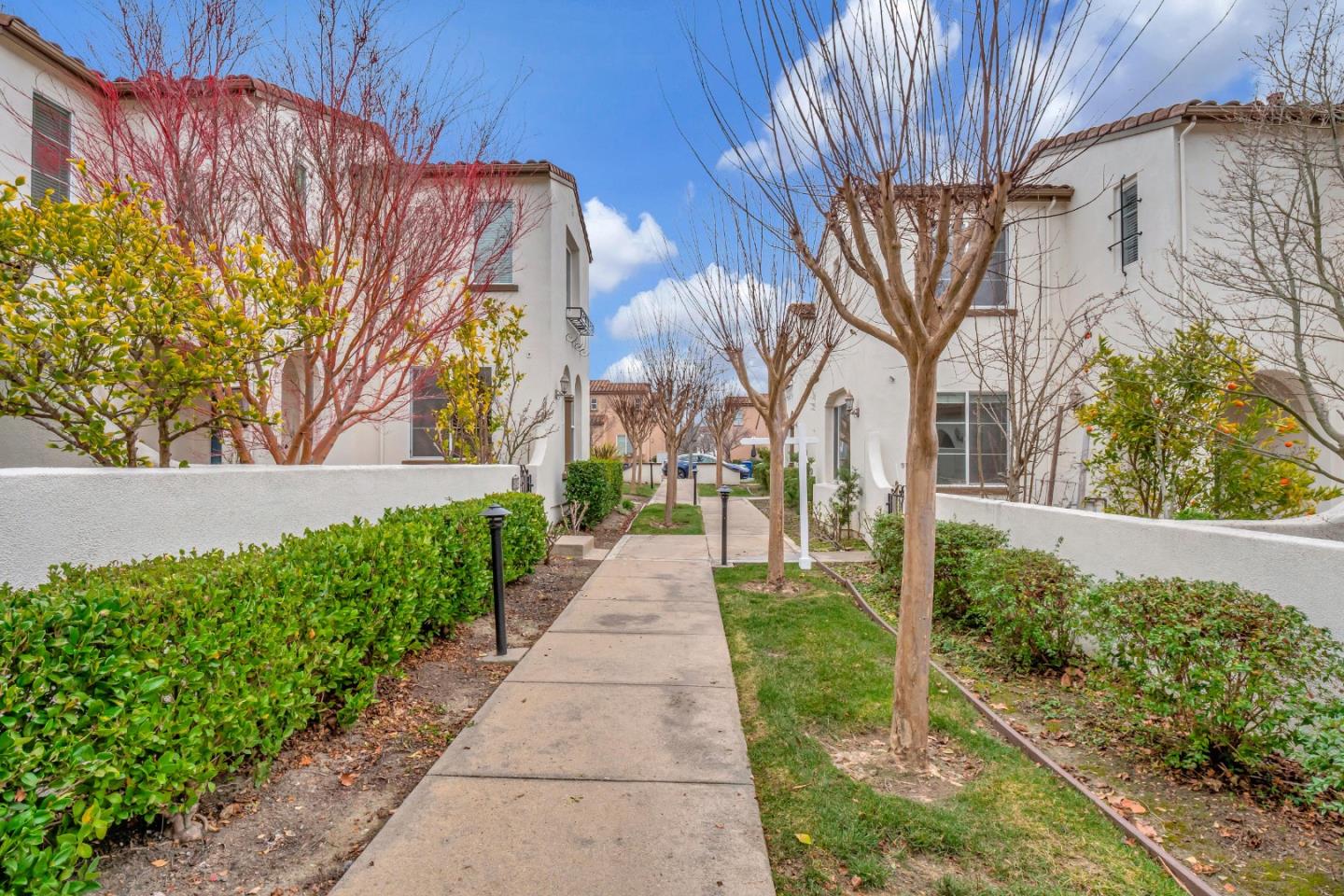 Detail Gallery Image 1 of 1 For 3112 Cedarwood Loop, San Ramon,  CA 94582 - 3 Beds | 2/1 Baths