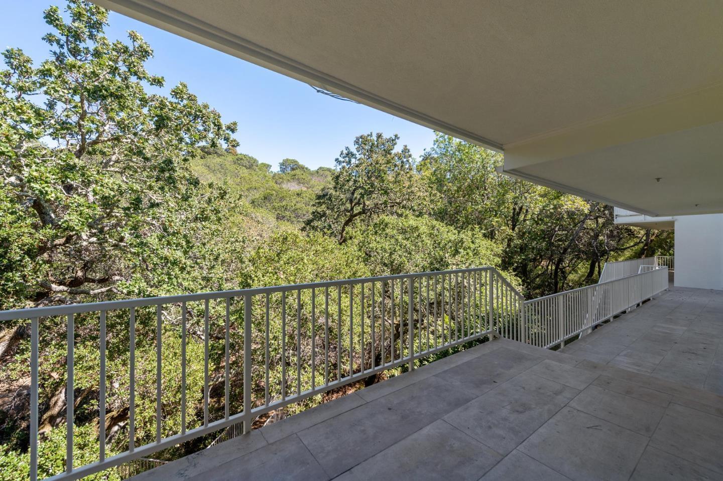 Detail Gallery Image 64 of 73 For 105 Stonepine Rd, Hillsborough,  CA 94010 - 5 Beds | 4/1 Baths
