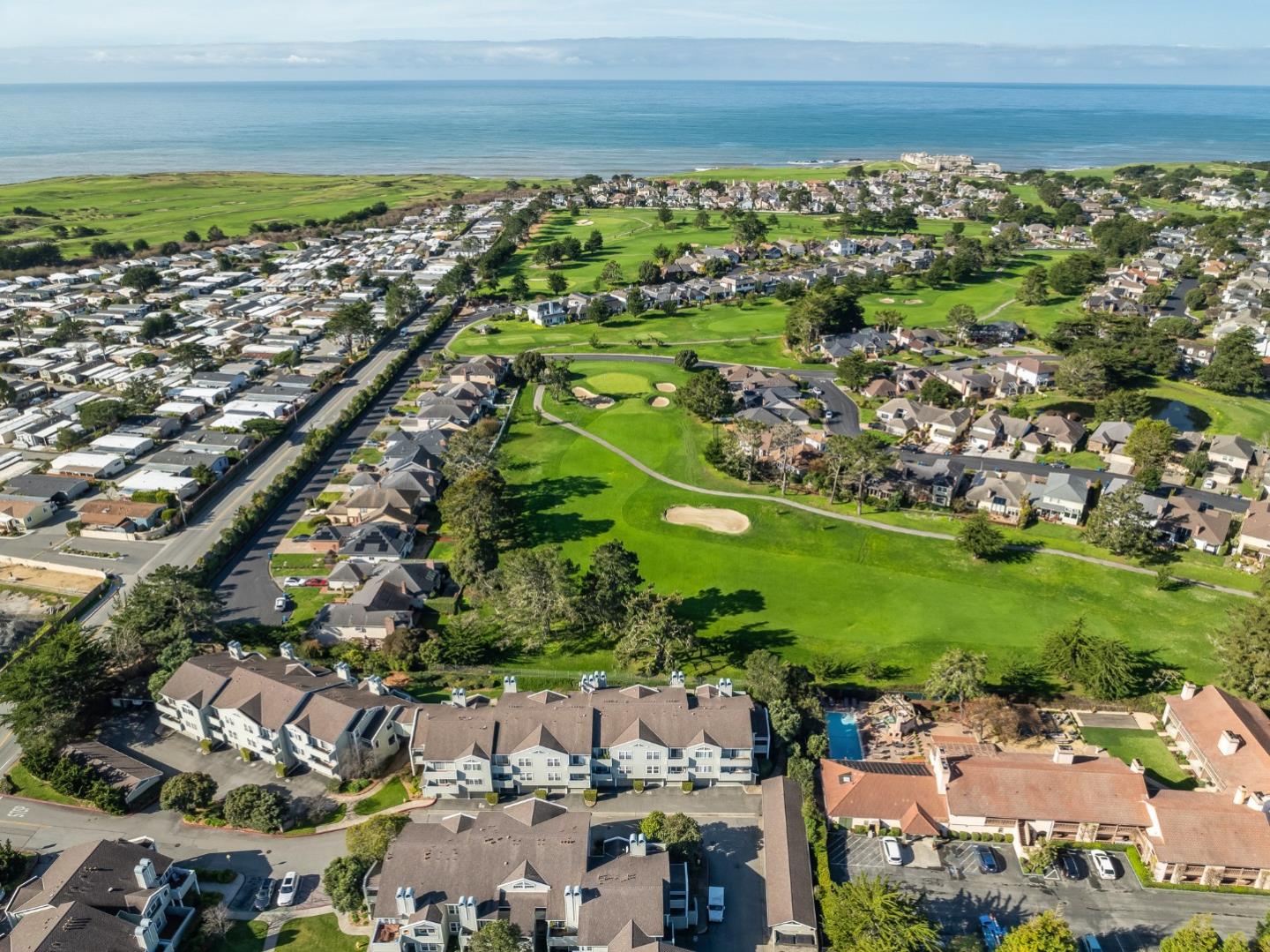 Detail Gallery Image 1 of 1 For 310 Troon Way, Half Moon Bay,  CA 94019 - 2 Beds | 2 Baths