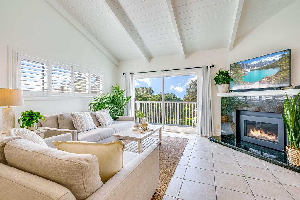 Detail Gallery Image 5 of 37 For 126 Falmouth Ct, Aptos,  CA 95003 - 2 Beds | 2 Baths