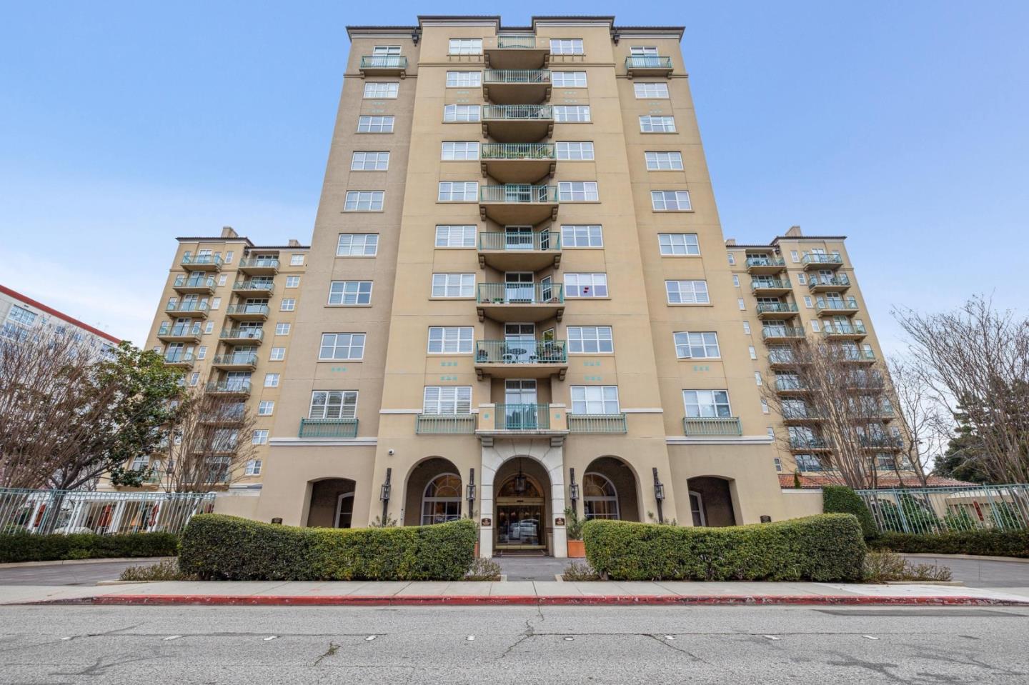 Detail Gallery Image 5 of 34 For 1 Baldwin Ave #912,  San Mateo,  CA 94401 - 1 Beds | 1 Baths