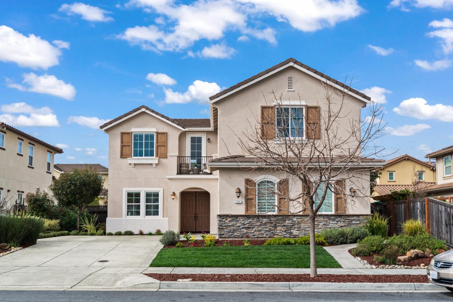 Detail Gallery Image 1 of 1 For 711 Toyon Ave, Sunnyvale,  CA 94086 - 4 Beds | 3/1 Baths