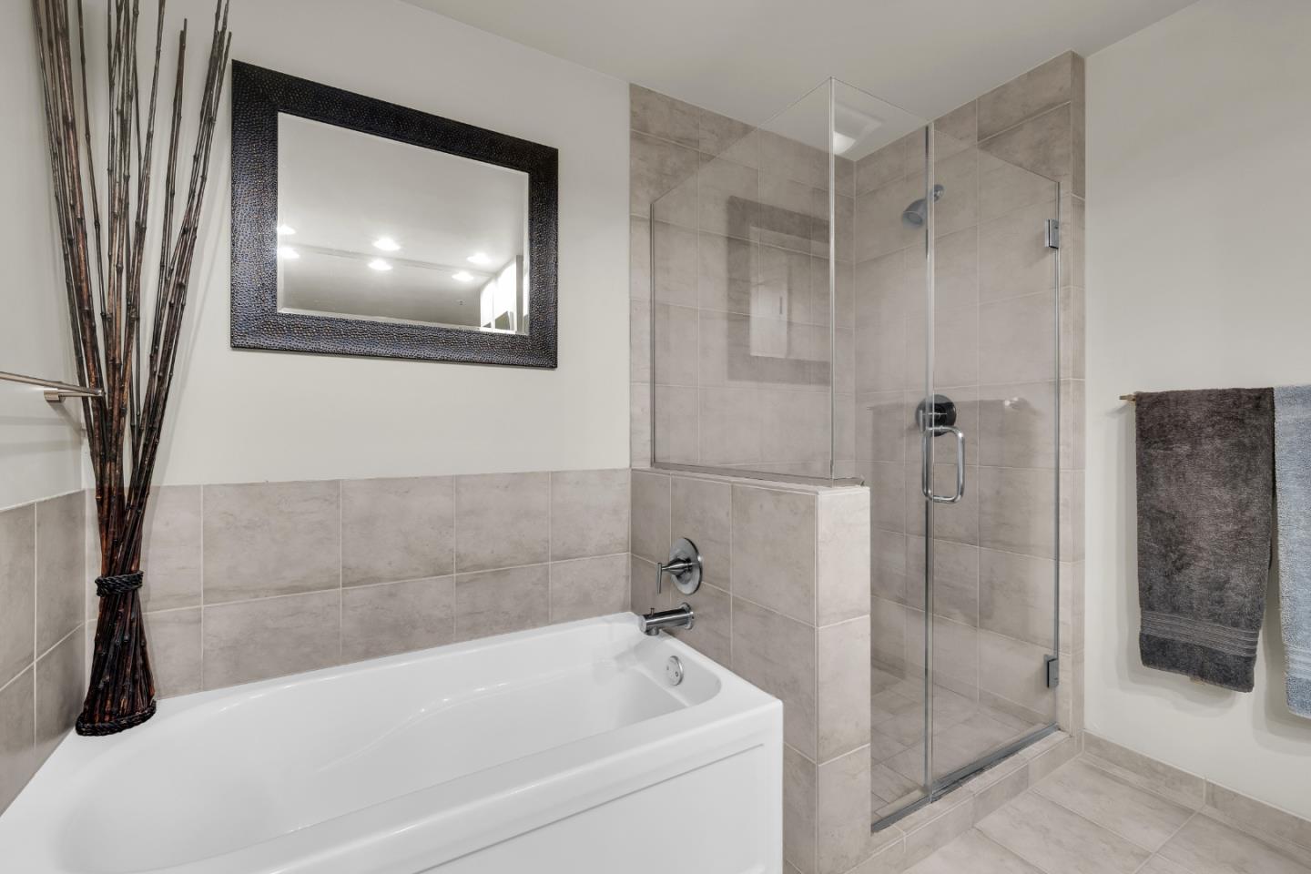 Detail Gallery Image 27 of 38 For 425 1st St #2703,  San Francisco,  CA 94105 - 2 Beds | 2 Baths