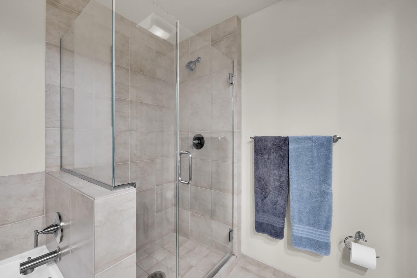 Detail Gallery Image 28 of 38 For 425 1st St #2703,  San Francisco,  CA 94105 - 2 Beds | 2 Baths