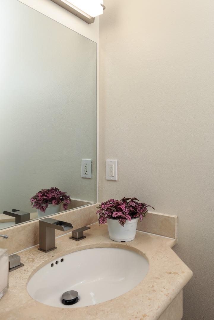 Detail Gallery Image 13 of 13 For 868 Partridge Ave, Menlo Park,  CA 94025 - 3 Beds | 3/1 Baths