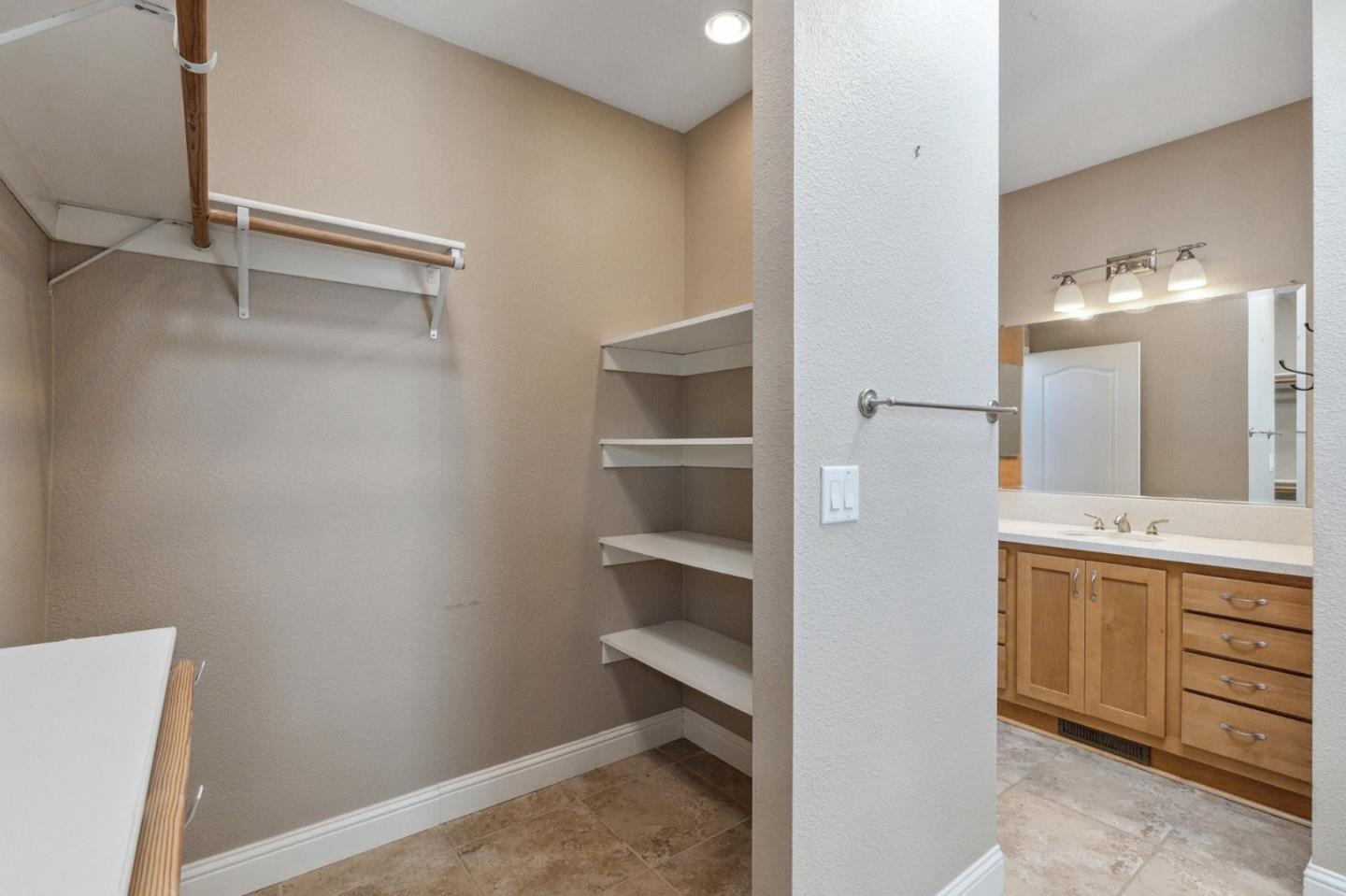 Detail Gallery Image 13 of 47 For 14 Sunset Ter #14,  Half Moon Bay,  CA 94019 - 2 Beds | 2 Baths