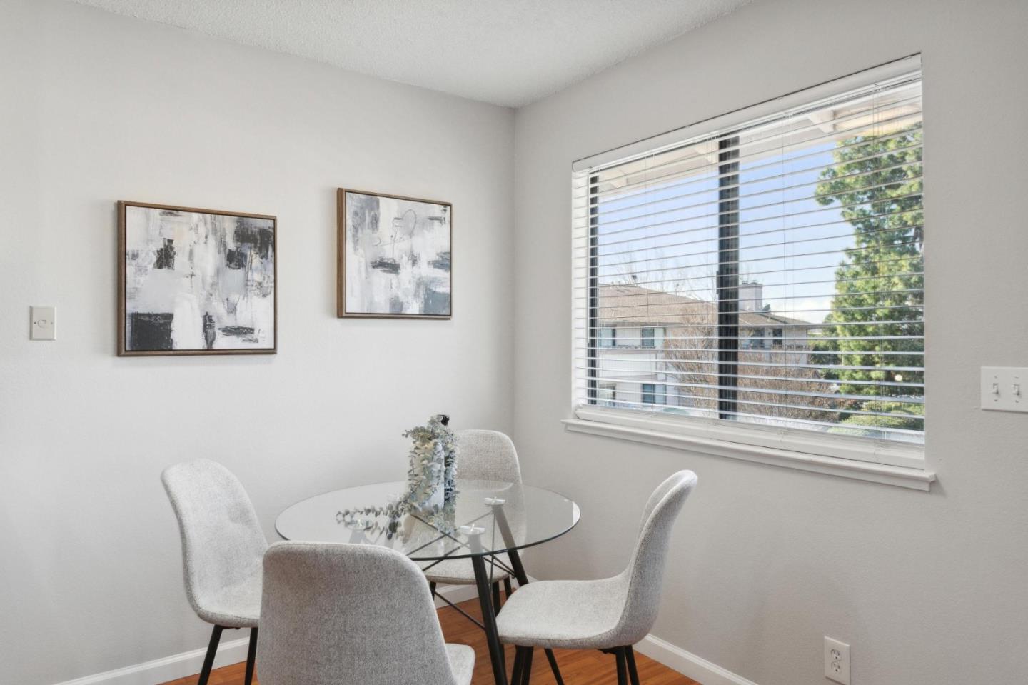 Detail Gallery Image 9 of 24 For 25090 Copa Del Oro Dr #201,  Hayward,  CA 94545 - 1 Beds | 1 Baths