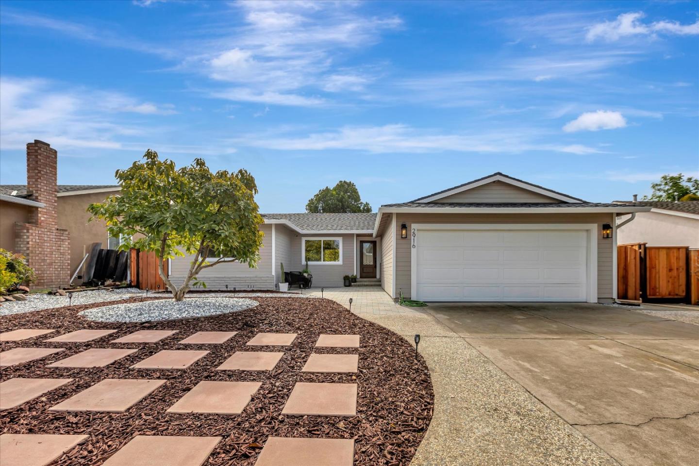 Detail Gallery Image 1 of 1 For 2916 Queens Estates Ct, San Jose,  CA 95135 - 4 Beds | 2 Baths