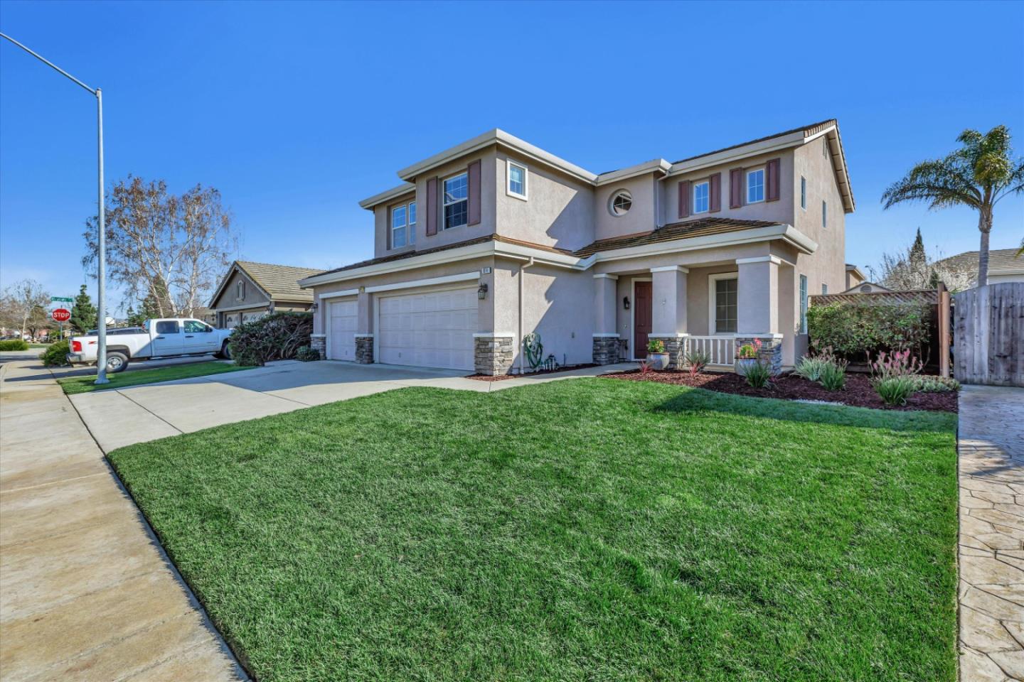 914 Ferragalli, Gilroy, CA 95020