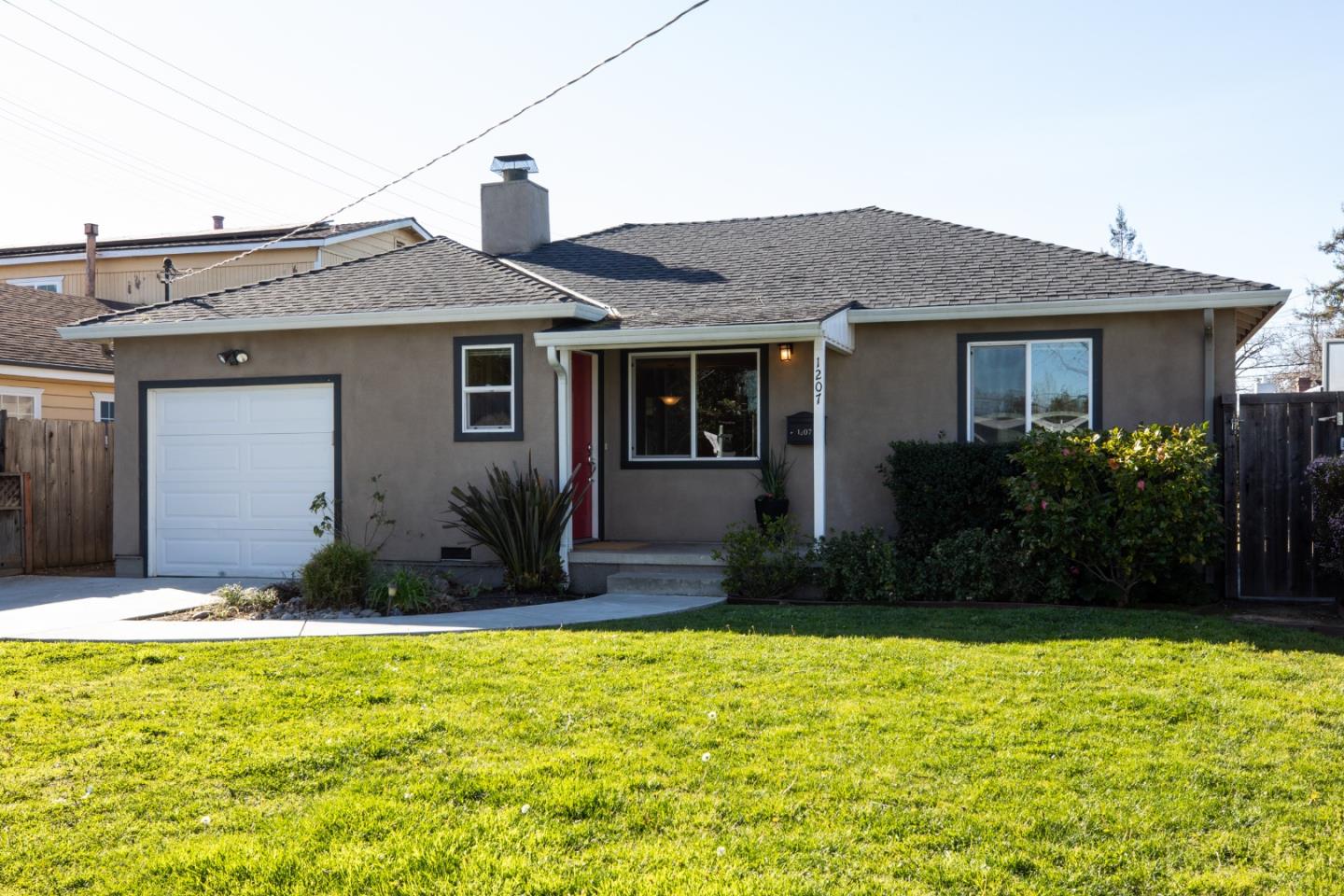 Detail Gallery Image 1 of 1 For 1207 Madera Ave, Menlo Park,  CA 94025 - 3 Beds | 2 Baths