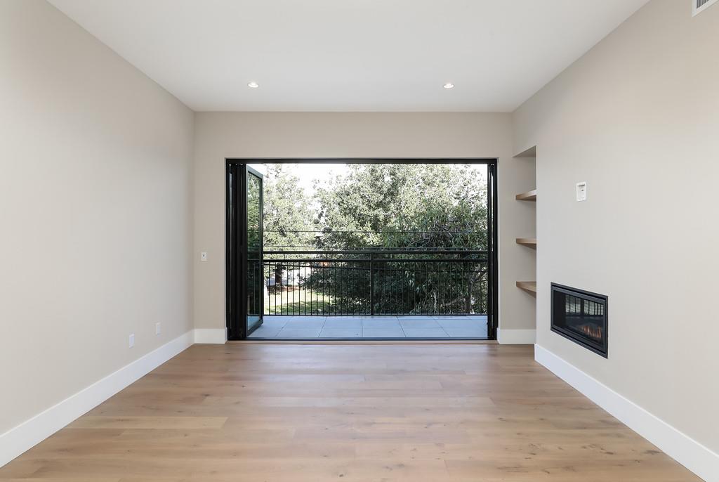 Photo of 389 First St #24 in Los Altos, CA