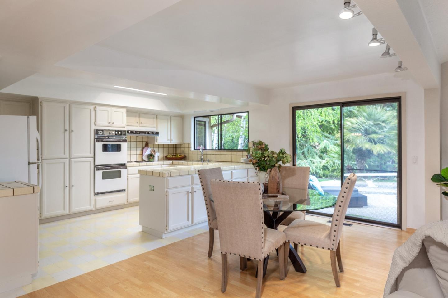 780 Bicknell Rd, Los Gatos, CA 95030 4 Beds 2/1 Baths (Active