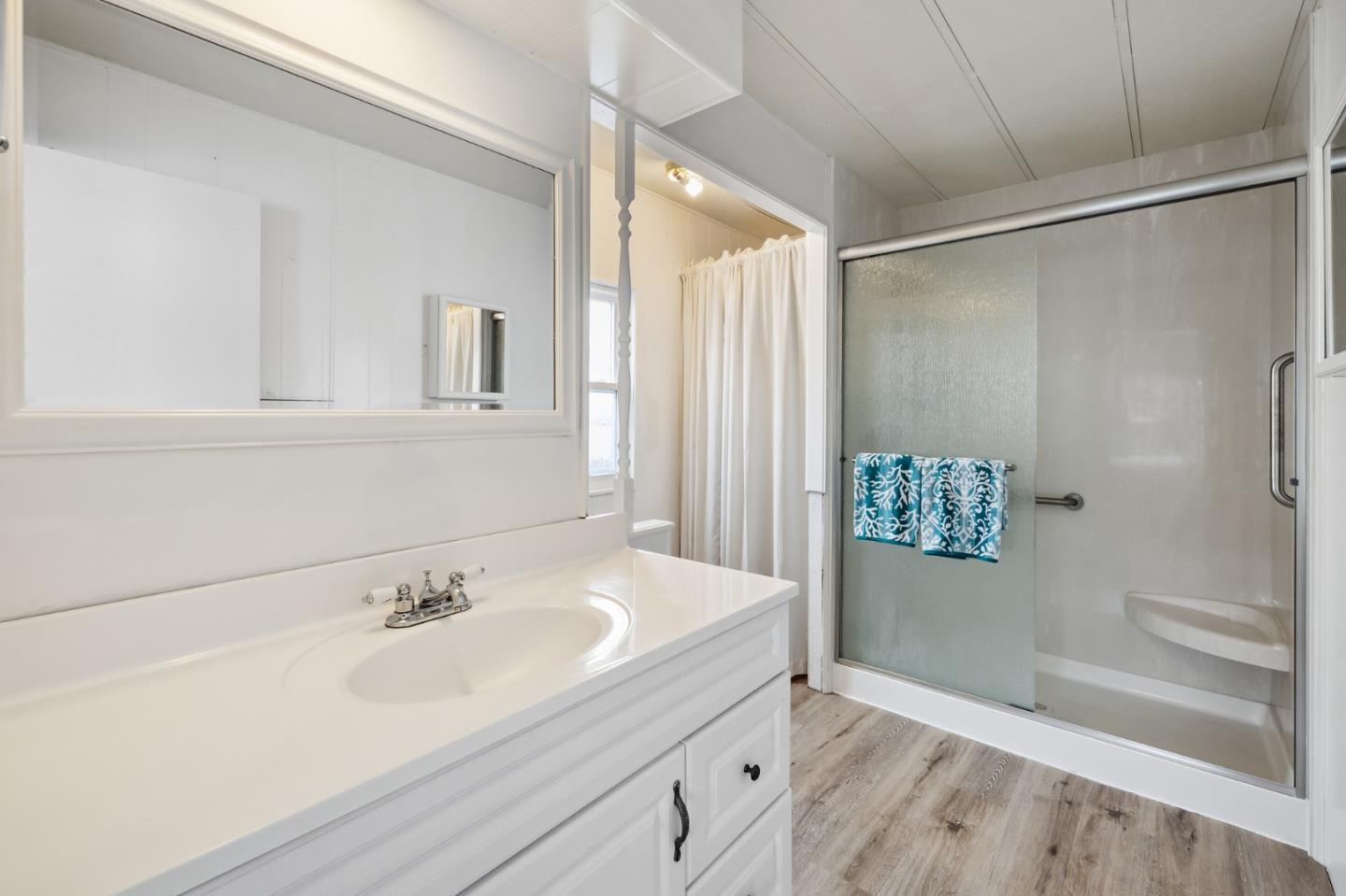 Detail Gallery Image 14 of 23 For 8 Coral Way #8,  Half Moon Bay,  CA 94019 - 2 Beds | 2 Baths
