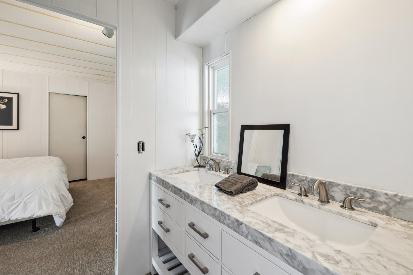 Detail Gallery Image 16 of 23 For 8 Coral Way #8,  Half Moon Bay,  CA 94019 - 2 Beds | 2 Baths