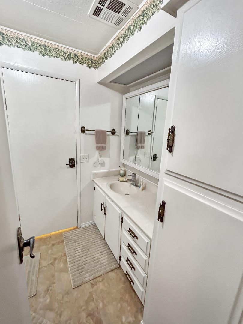 Detail Gallery Image 29 of 38 For 152 Quail Hollow #152,  San Jose,  CA 95128 - 2 Beds | 2 Baths