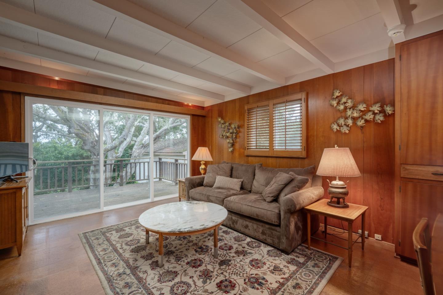 Detail Gallery Image 9 of 27 For 24646 Guadalupe St, Carmel,  CA 93923 - 2 Beds | 2 Baths