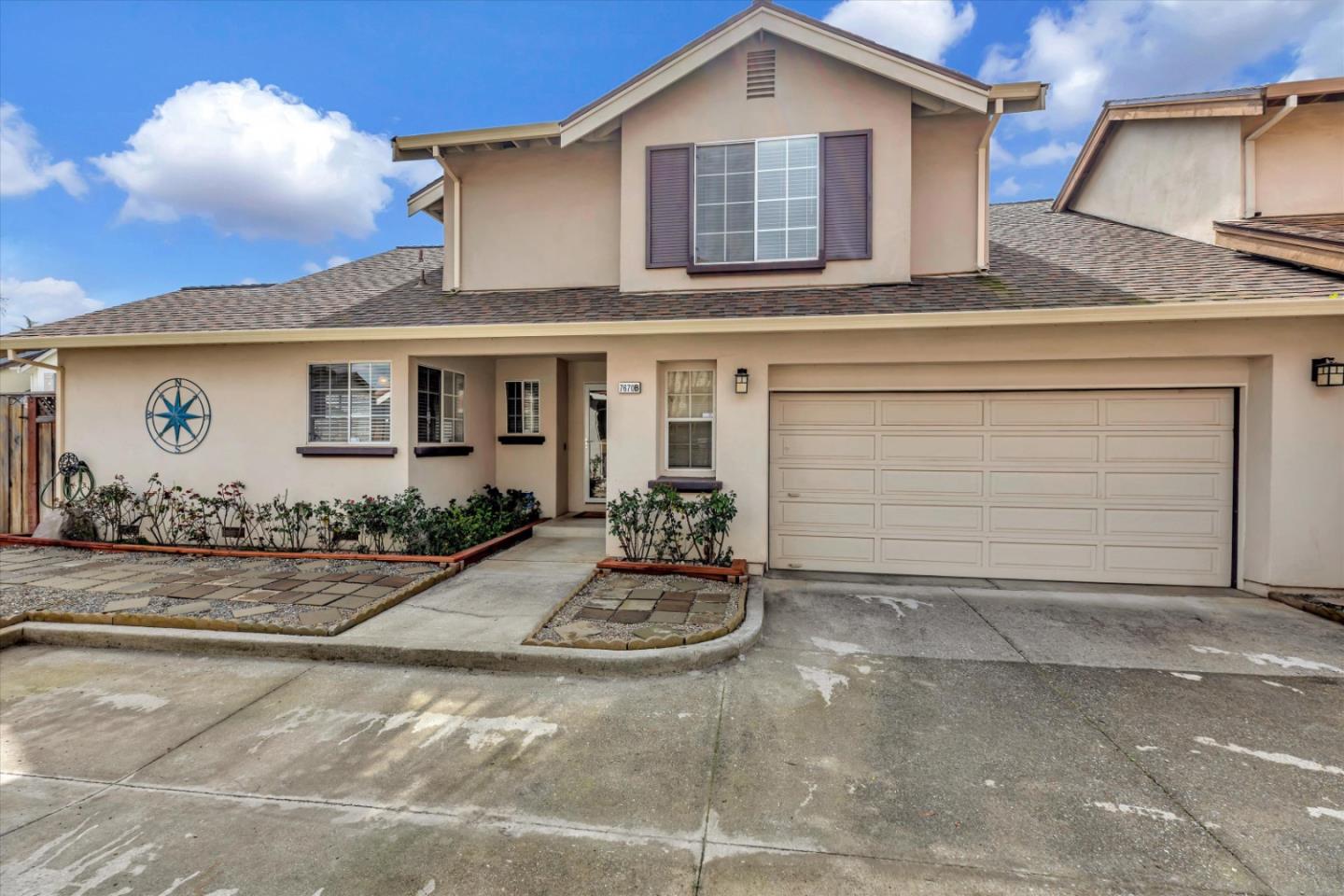 Detail Gallery Image 1 of 1 For 7670 Rosanna St #B,  Gilroy,  CA 95020 - 2 Beds | 2/1 Baths