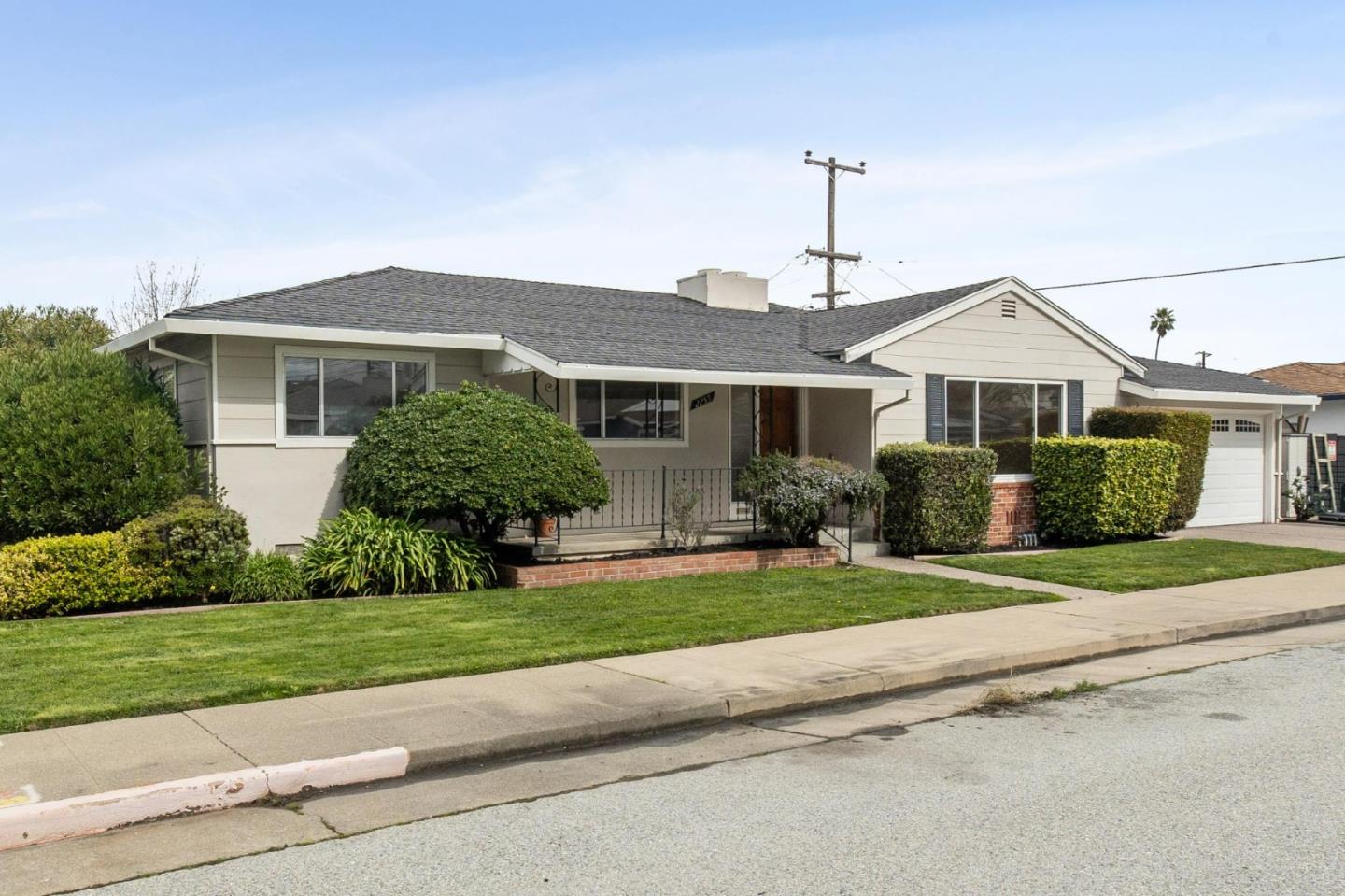 2255 Kent St, San Mateo, CA 94403