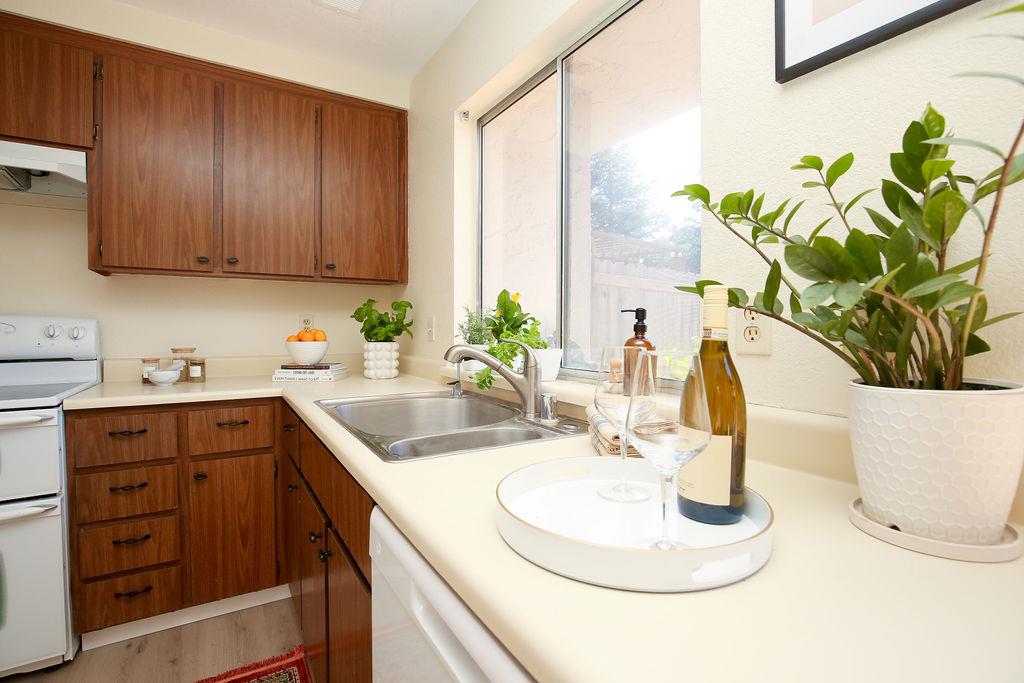 Detail Gallery Image 6 of 21 For 405 Sailfish Dr, Aptos,  CA 95003 - 2 Beds | 1 Baths