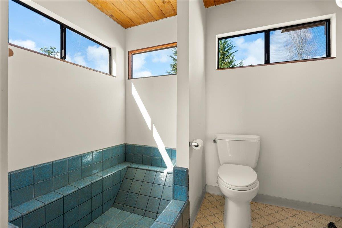 Detail Gallery Image 29 of 57 For 300 Los Robles Rd, Soquel,  CA 95073 - – Beds | – Baths