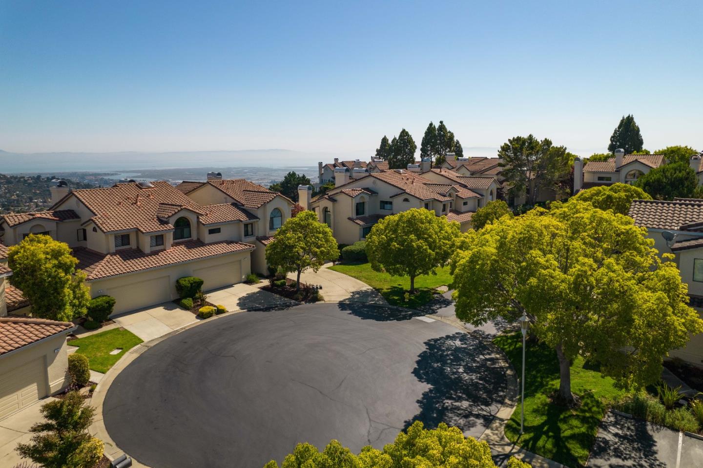 Detail Gallery Image 1 of 1 For 6 Daffodil Ln, San Carlos,  CA 94070 - 2 Beds | 2 Baths