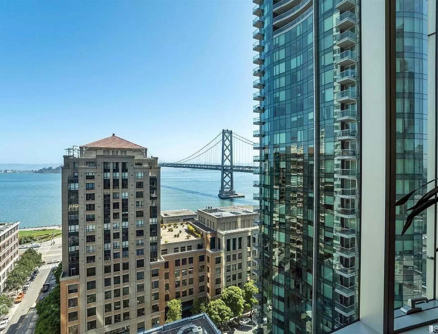 Detail Gallery Image 1 of 1 For 301 Main St 21b,  San Francisco,  CA 94105 - 2 Beds | 2 Baths
