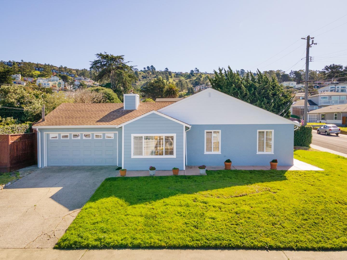 Photo of 341 Fremont Ave in Pacifica, CA
