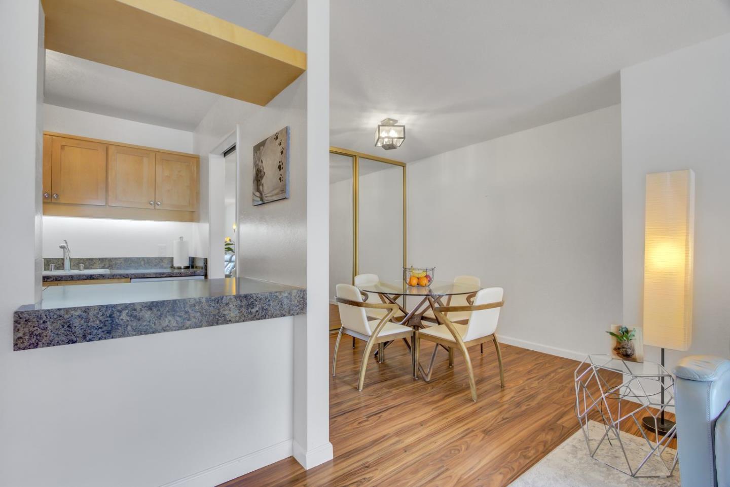 Detail Gallery Image 22 of 43 For 400 Davey Glen Rd #4824,  Belmont,  CA 94002 - 1 Beds | 1 Baths