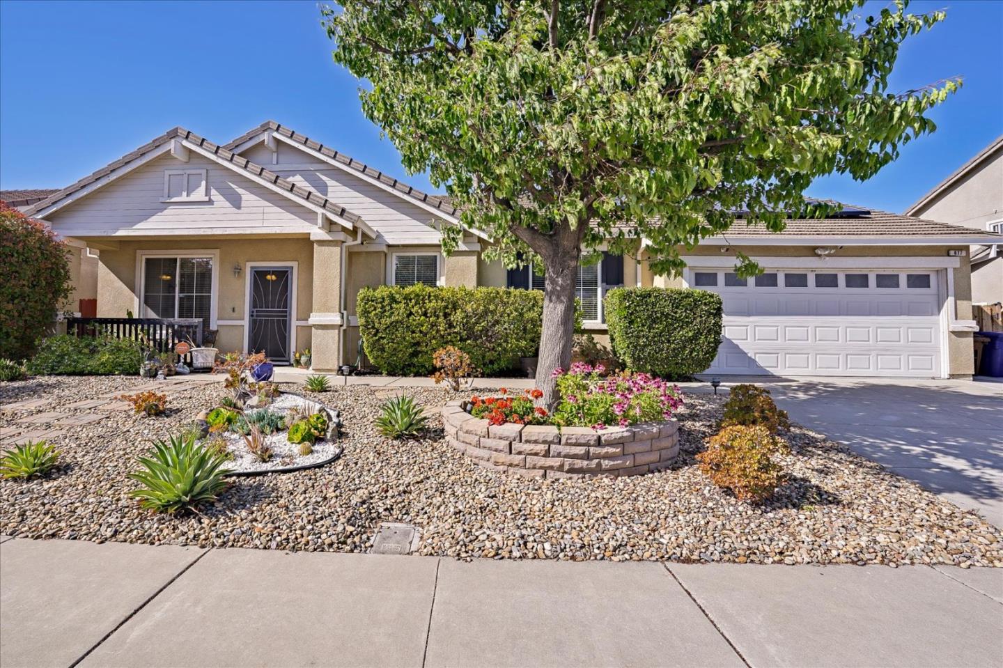 677 Meadow Canyon Drive, Pittsburg, CA 