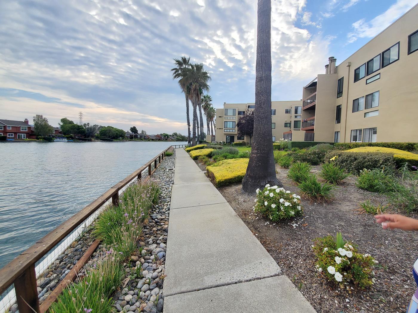 Detail Gallery Image 5 of 22 For 922 Beach Park Blvd #33,  Foster City,  CA 94404 - 2 Beds | 2 Baths