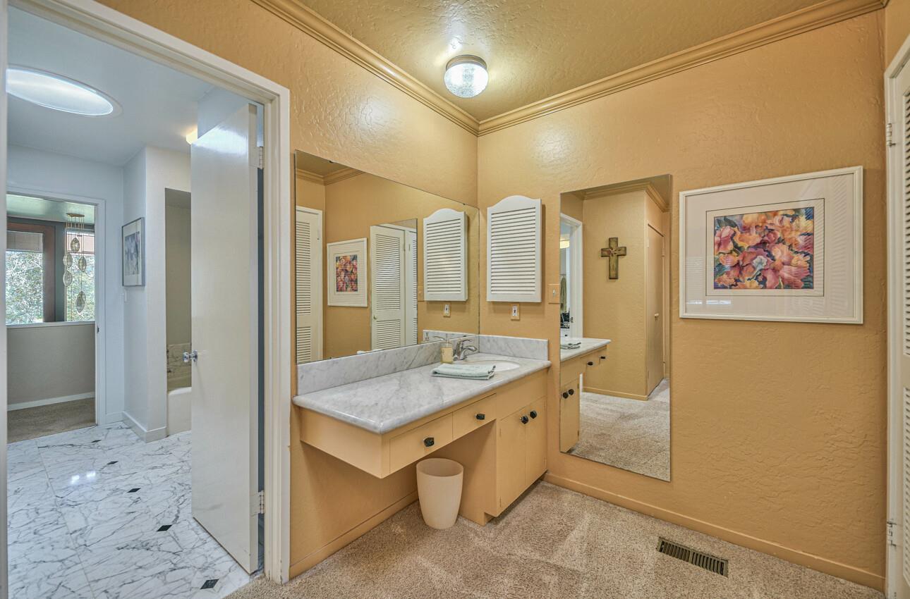 Detail Gallery Image 27 of 50 For 13532 Paseo Terrano, Salinas,  CA 93908 - 3 Beds | 2 Baths