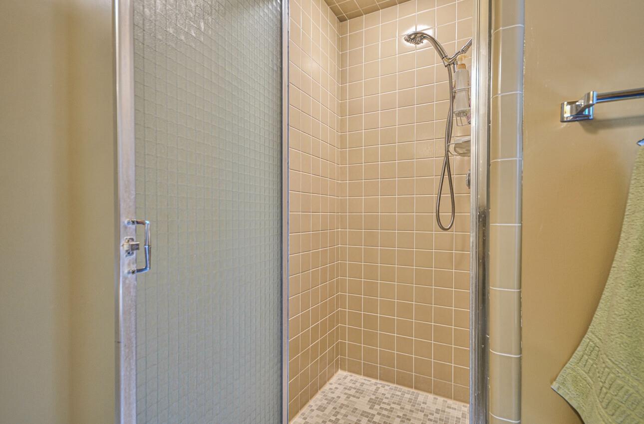 Detail Gallery Image 36 of 50 For 13532 Paseo Terrano, Salinas,  CA 93908 - 3 Beds | 2 Baths