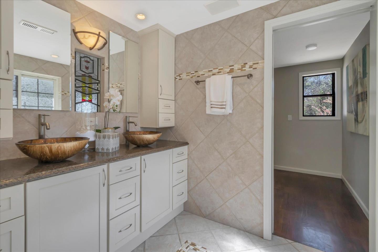 Detail Gallery Image 31 of 72 For 147 Cleland Ave, Los Gatos,  CA 95030 - 4 Beds | 2/1 Baths