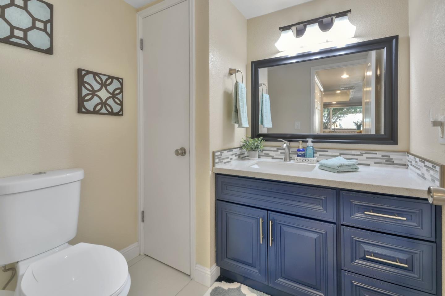 Detail Gallery Image 19 of 52 For 7086 Coral Gables Cir, San Jose,  CA 95139 - 3 Beds | 2/1 Baths
