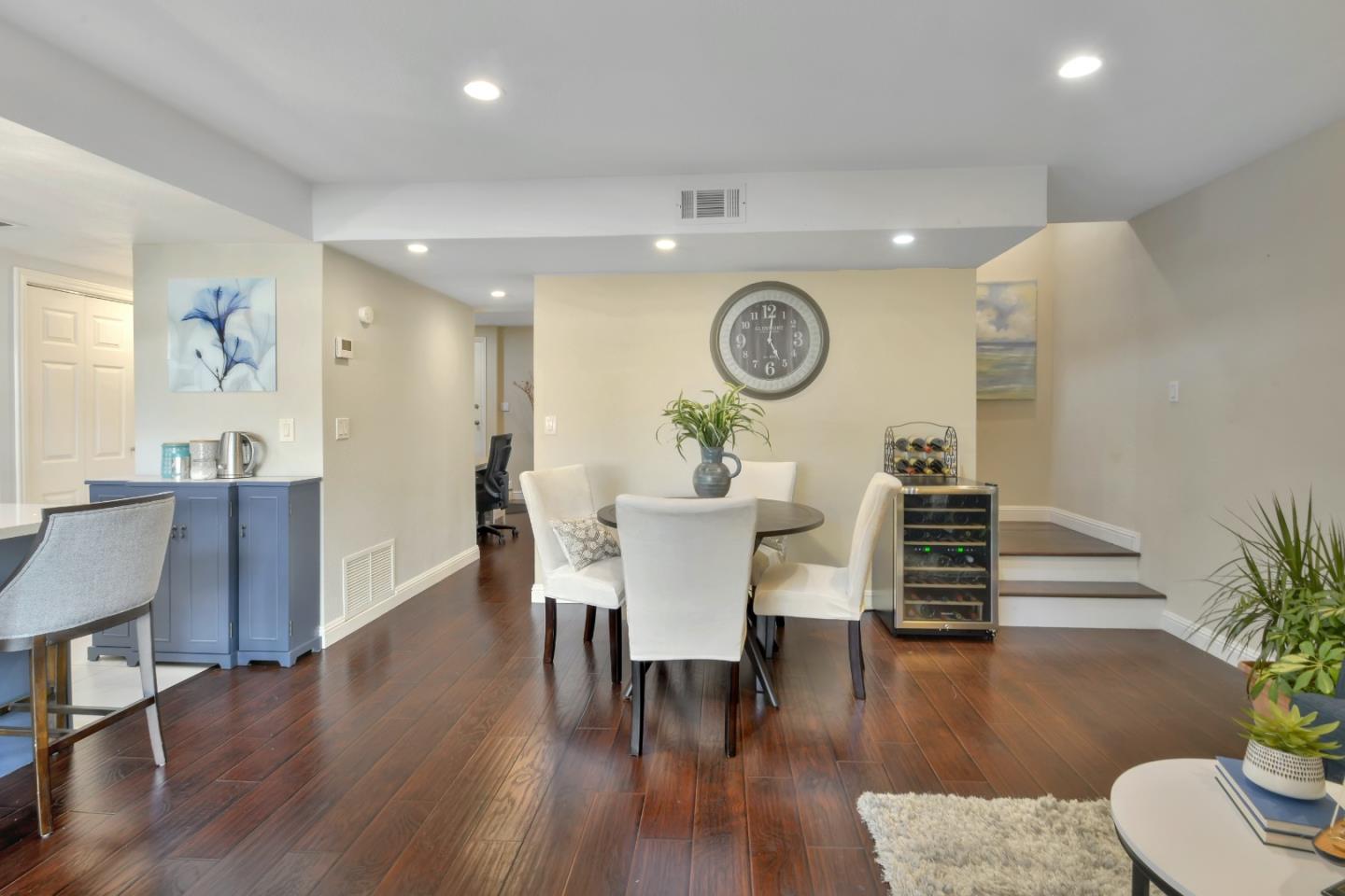 Detail Gallery Image 24 of 52 For 7086 Coral Gables Cir, San Jose,  CA 95139 - 3 Beds | 2/1 Baths