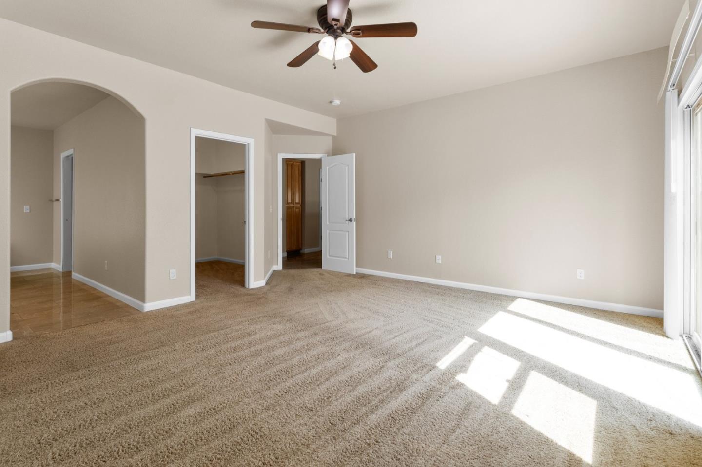 Detail Gallery Image 16 of 31 For 3022 Red Oak Ct, Turlock,  CA 95382 - 4 Beds | 2/1 Baths