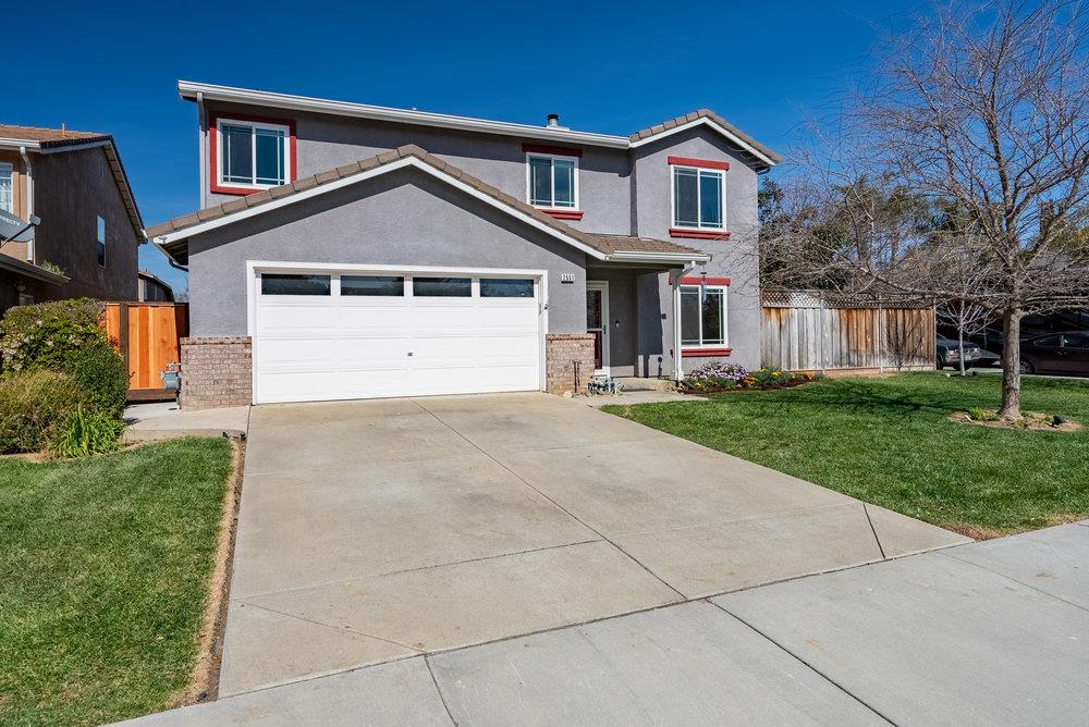 Photo of 2551 Glenview Dr in Hollister, CA