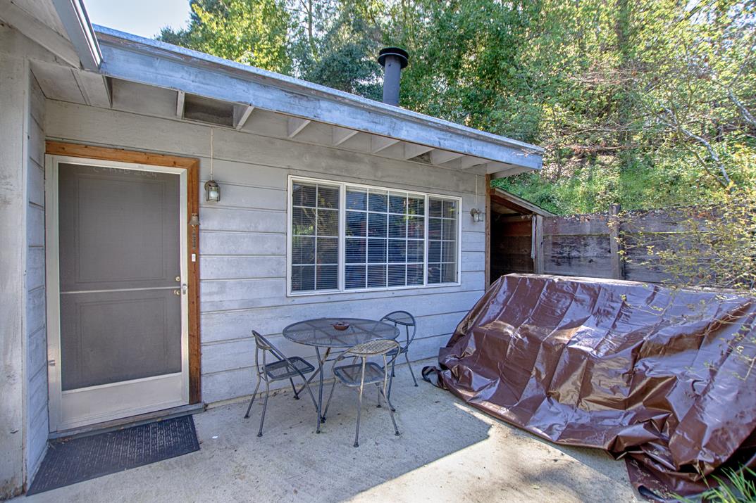 Detail Gallery Image 5 of 33 For 15 Mound Ave, Mount Hermon,  CA 95041 - 3 Beds | 2 Baths