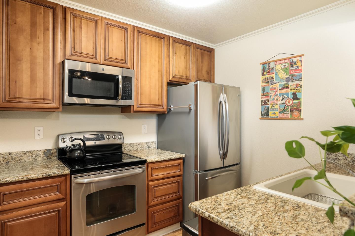 Detail Gallery Image 6 of 10 For 1307 Scossa Ave #1,  San Jose,  CA 95118 - 2 Beds | 1 Baths