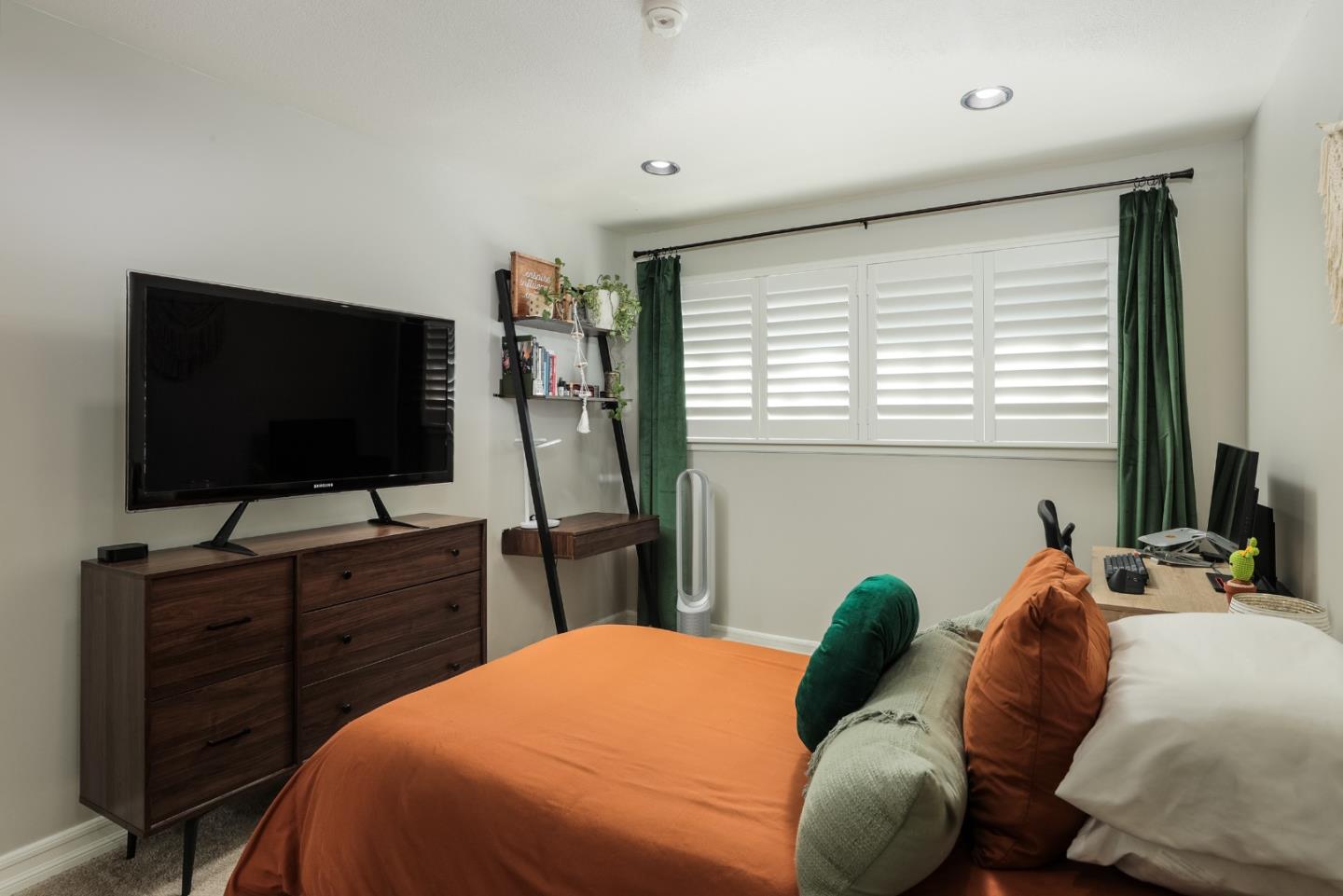 Detail Gallery Image 9 of 10 For 1307 Scossa Ave #1,  San Jose,  CA 95118 - 2 Beds | 1 Baths
