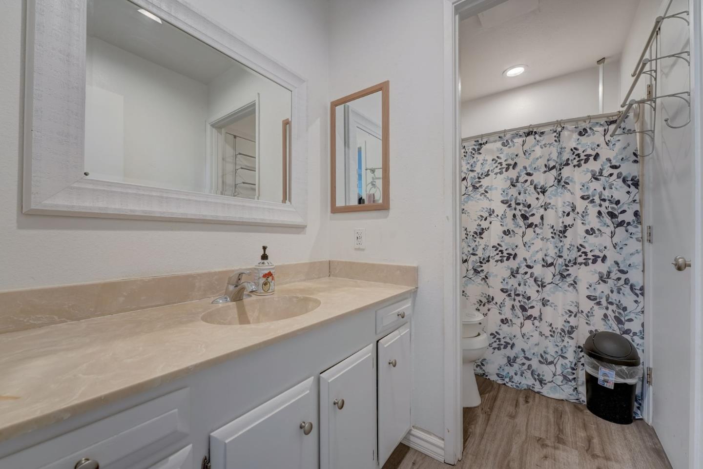Detail Gallery Image 13 of 22 For 413 Aires Ln, San Jose,  CA 95111 - 3 Beds | 1/1 Baths