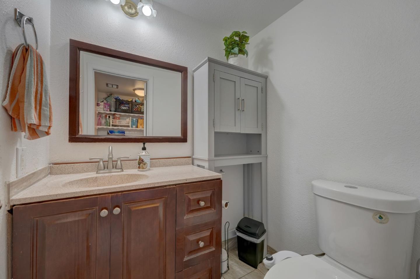 Detail Gallery Image 9 of 22 For 413 Aires Ln, San Jose,  CA 95111 - 3 Beds | 1/1 Baths
