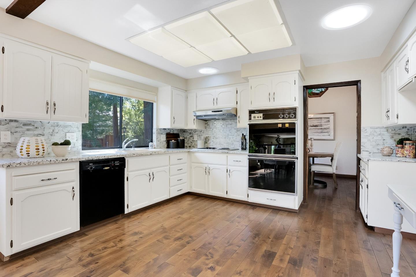 Detail Gallery Image 22 of 53 For 103 Chippendale Ct, Los Gatos,  CA 95032 - 4 Beds | 2/1 Baths