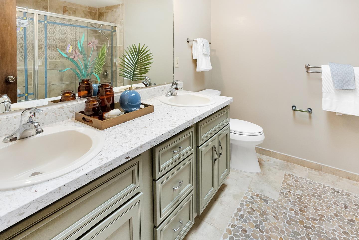 Detail Gallery Image 40 of 53 For 103 Chippendale Ct, Los Gatos,  CA 95032 - 4 Beds | 2/1 Baths
