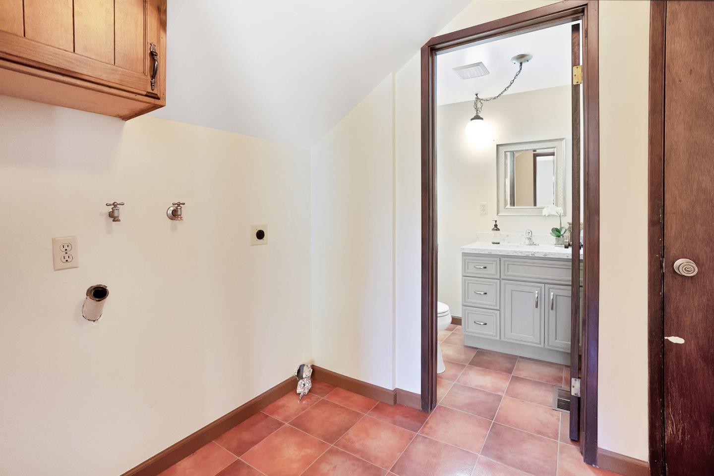 Detail Gallery Image 47 of 53 For 103 Chippendale Ct, Los Gatos,  CA 95032 - 4 Beds | 2/1 Baths