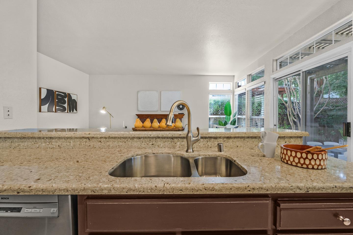 Detail Gallery Image 11 of 45 For 526 via Sorrento, Morgan Hill,  CA 95037 - 3 Beds | 3 Baths