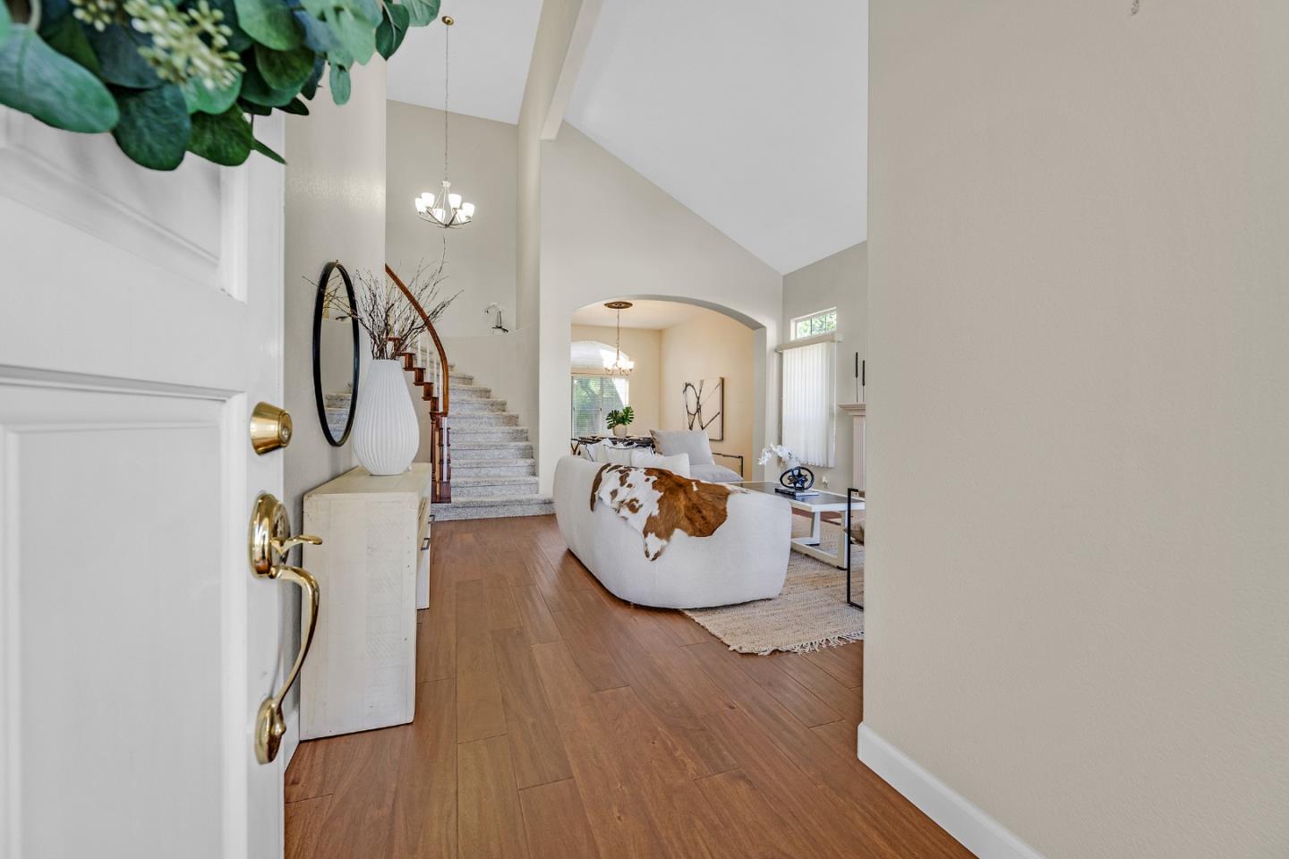 Detail Gallery Image 5 of 45 For 526 via Sorrento, Morgan Hill,  CA 95037 - 3 Beds | 3 Baths
