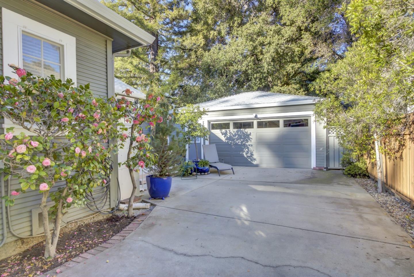 Detail Gallery Image 35 of 51 For 208 Caldwell Ave, Los Gatos,  CA 95032 - 3 Beds | 2 Baths