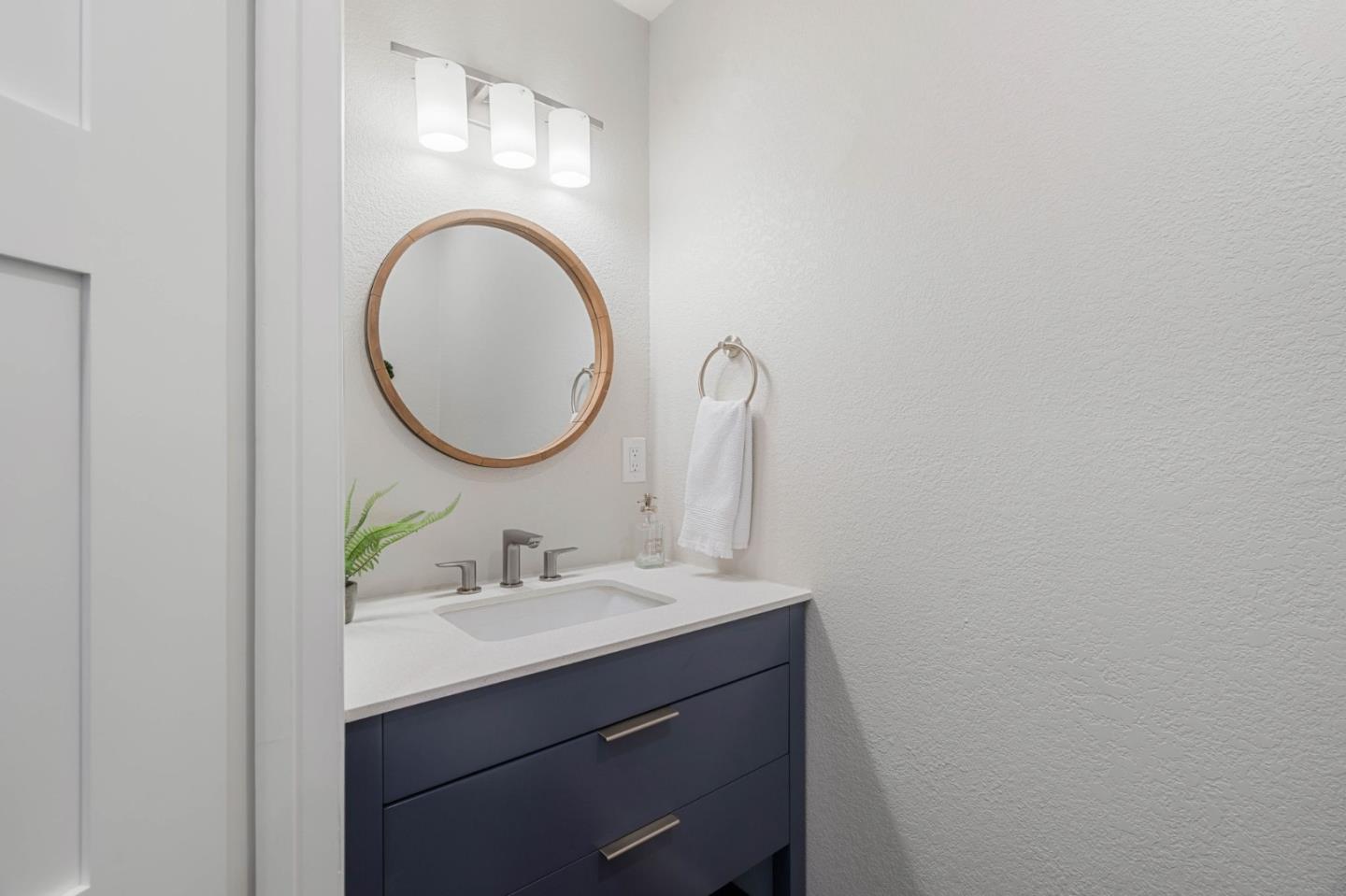 Detail Gallery Image 22 of 41 For 1735 W Hacienda Ave, Campbell,  CA 95008 - 4 Beds | 2/1 Baths