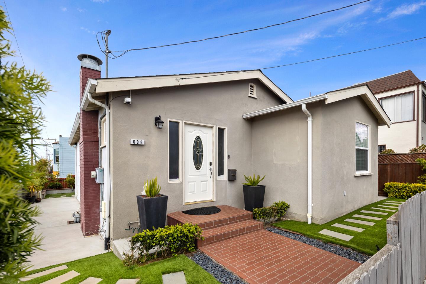 Photo of 698 San Diego Ave in Daly City, CA